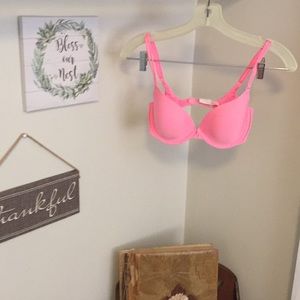 Victoria’s Secret Demi bra